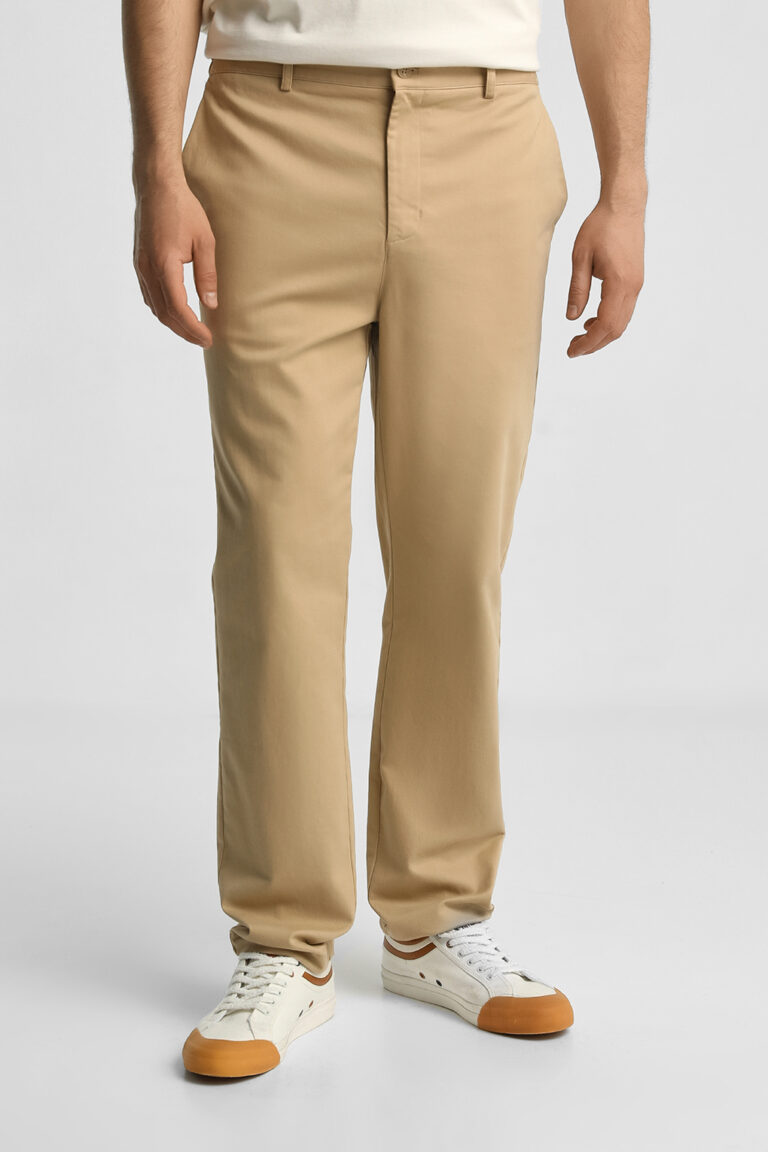 Выбор мужских брюк: модные тенденции